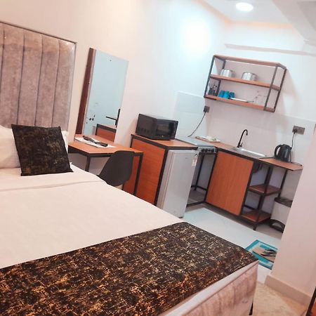 Sandalwood Suites Nakuru - Studios & One Bedroom Suites Exterior foto